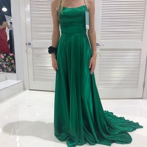 Emerald Green Sherri Hill Prom Dress